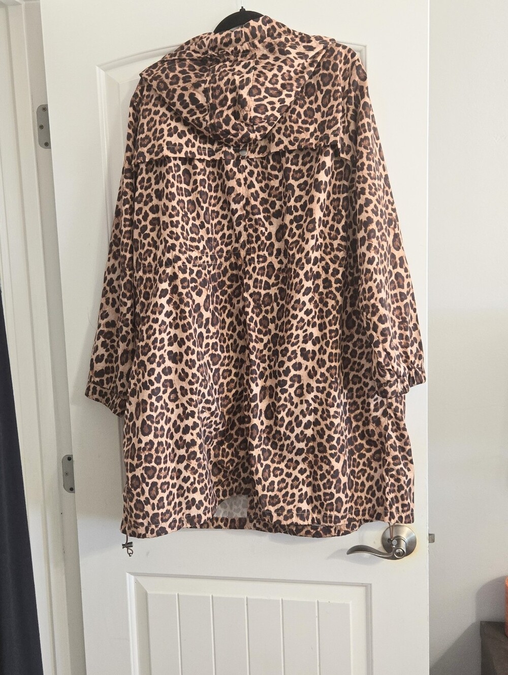 Torrid Hooded Lightweight Leopard Anorak Raincoat Size 2X - Picture 13 of 14